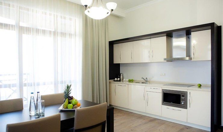 Комплекс апартаментов "Красная поляна" (бывш. "Горки Город")