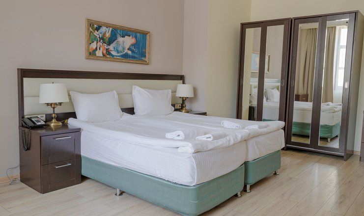 Комплекс апартаментов "Красная поляна" (бывш. "Горки Город")